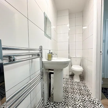 Wenlock En-Suite Rooms Liverpool Exterior photo
